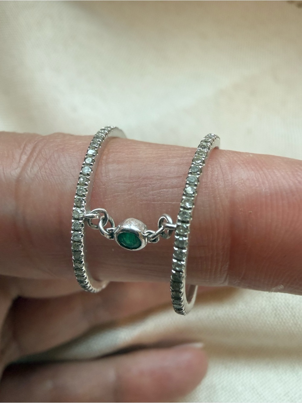 14K White Gold 585 Double Band Ring with Diamond Accent and Green Center Stone
